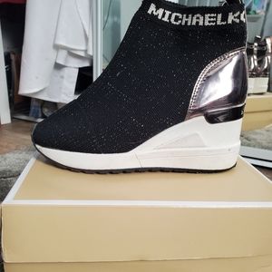 Micheal Kors girls shoes size 12c